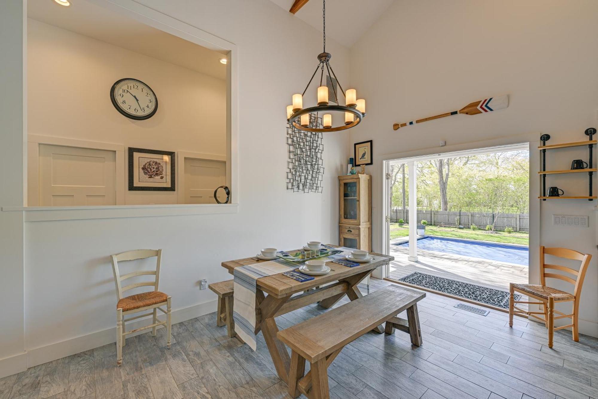 Distinctive Hamptons Home With Pool Near Bay, Ocean Hampton Bays Kültér fotó