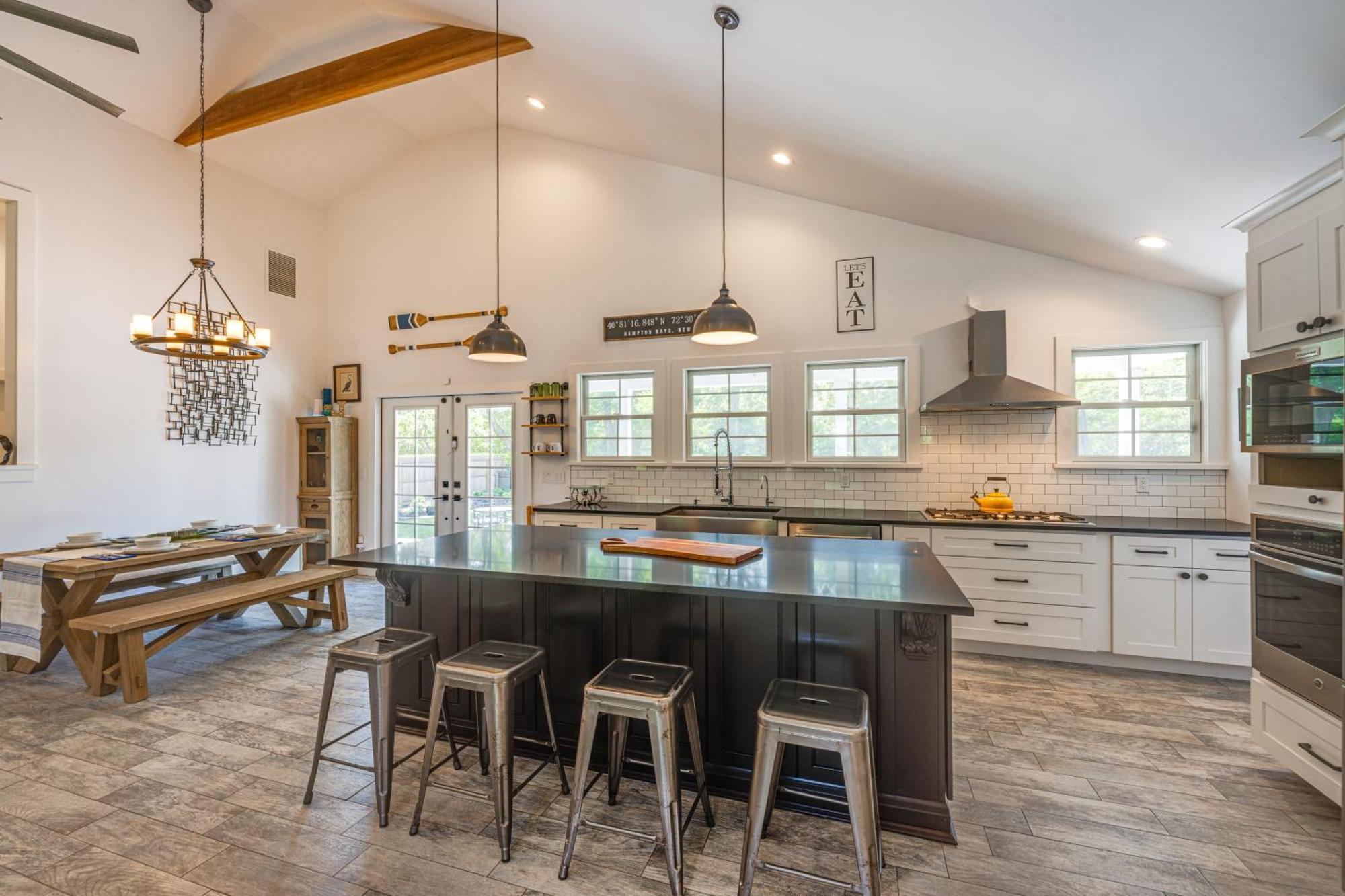 Distinctive Hamptons Home With Pool Near Bay, Ocean Hampton Bays Kültér fotó