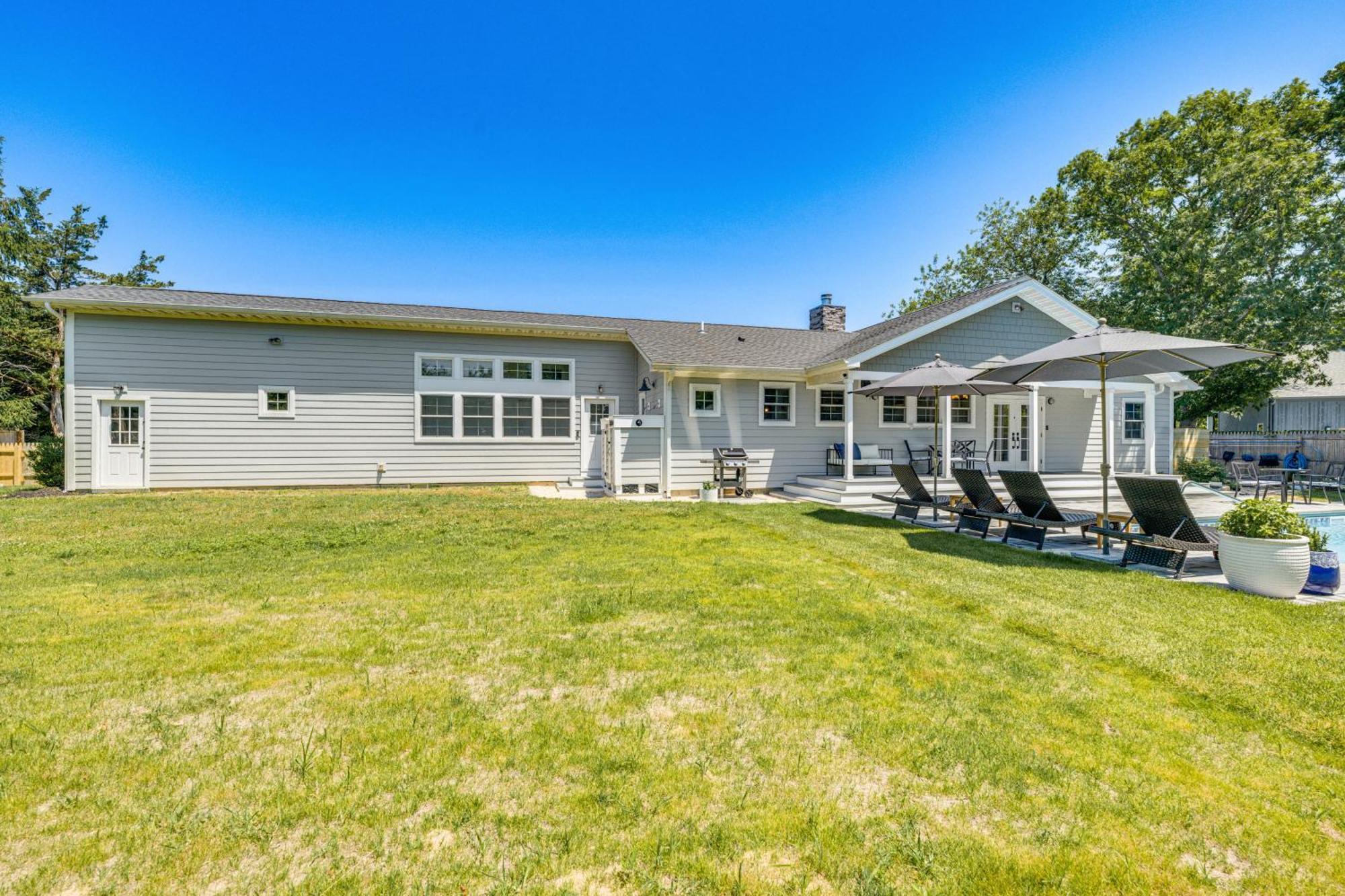 Distinctive Hamptons Home With Pool Near Bay, Ocean Hampton Bays Kültér fotó